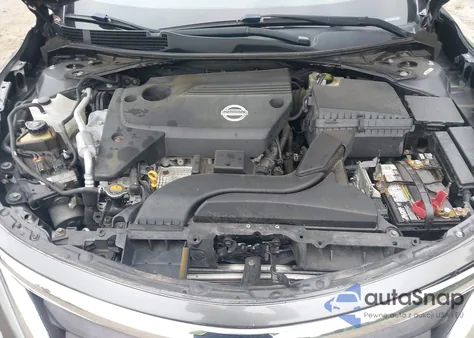 2015 Nissan Altima 2.5 S z USA, uszkodzony, nr VIN 1N4AL3AP0FN380547